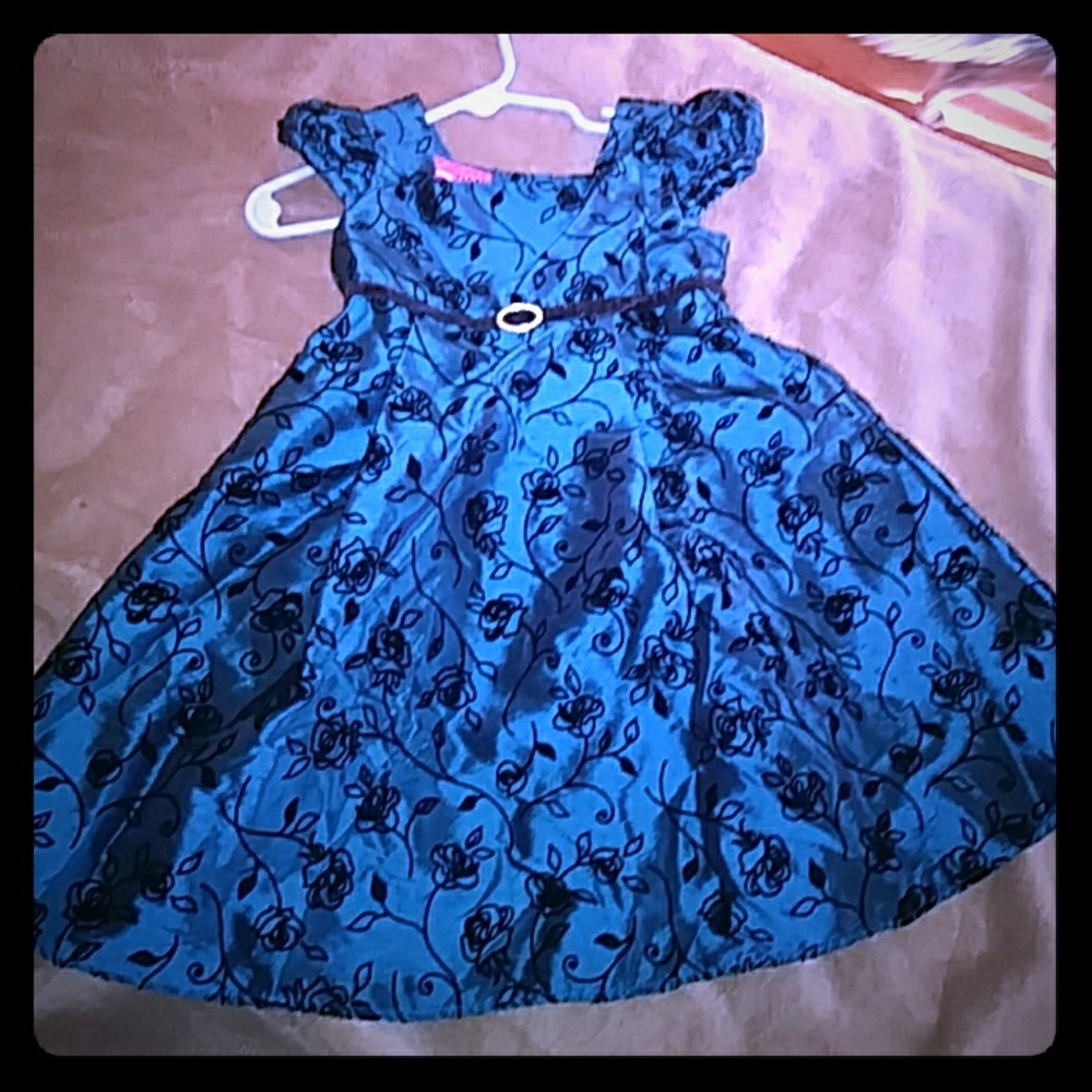 Girls toddler dress